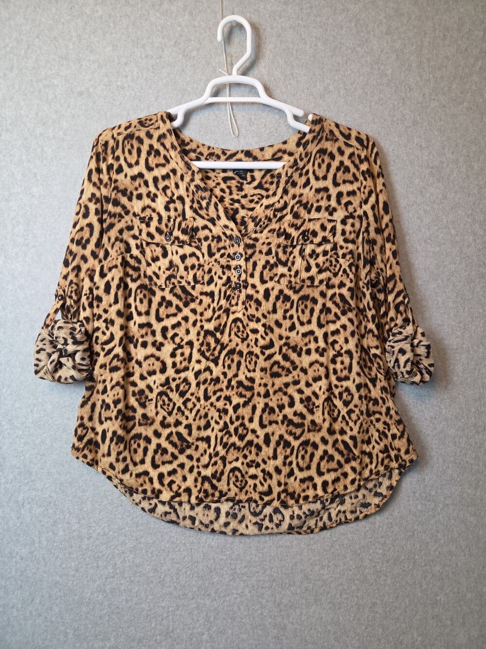 Torrid Tan Cheetah Print RTS Split Neck Peasant Blouse Women's Plus 1X